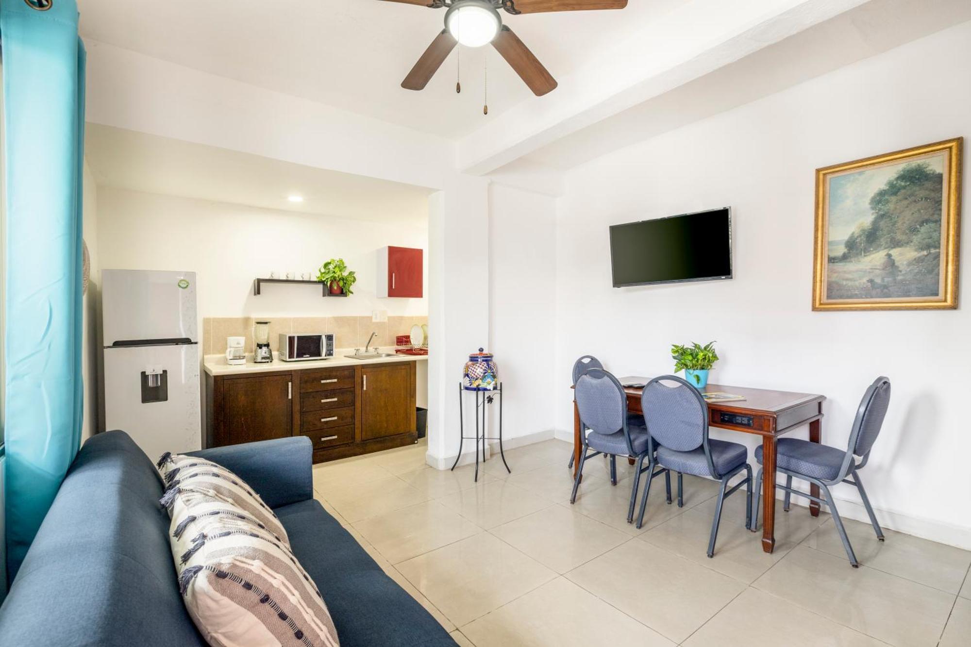 Hotel Pueblito Vallarta 巴亞爾塔港 外观 照片